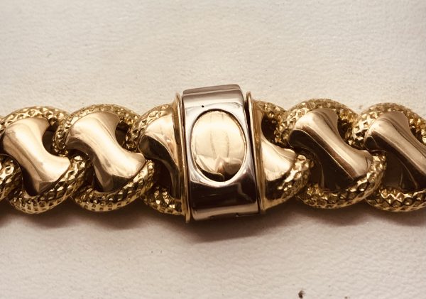 3789955A-81C5-4351-86D9-C3B2AA063708