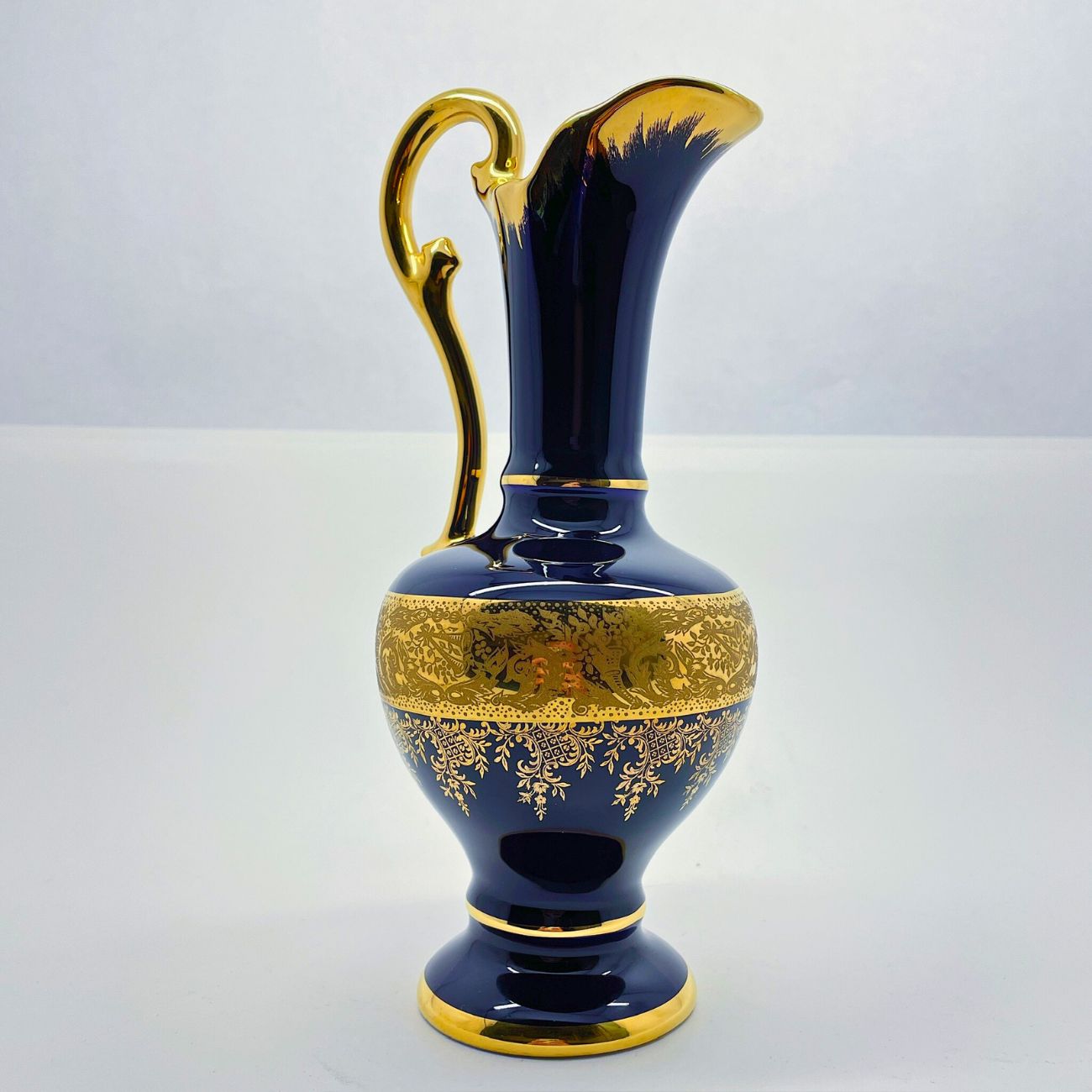 Jarrón francés de porcelana de Limoges con decoración floral de oro de 22k